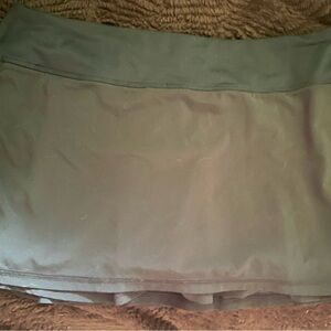 Lululemon Black size 8 Skort
